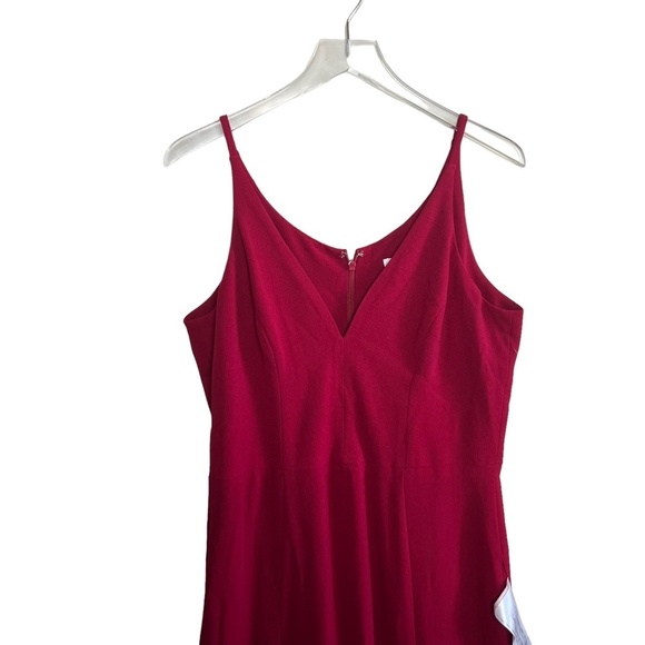 DRESS THE POPULATION | Iris Garnet Red Maxi Dress Sleeveless V Neck Slit - Picture 7 of 7